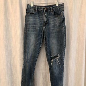 Distressed Straight-Leg Skinny Jeans